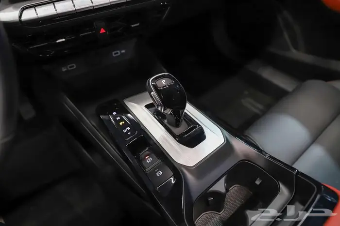 ام جي GT 2024 جديد نص فل 7
