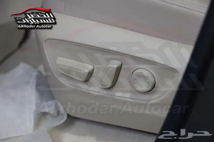 تويوتا لاندكروزر GXR L4 2025 لدى شركة عبدالمجيد الخضر 18