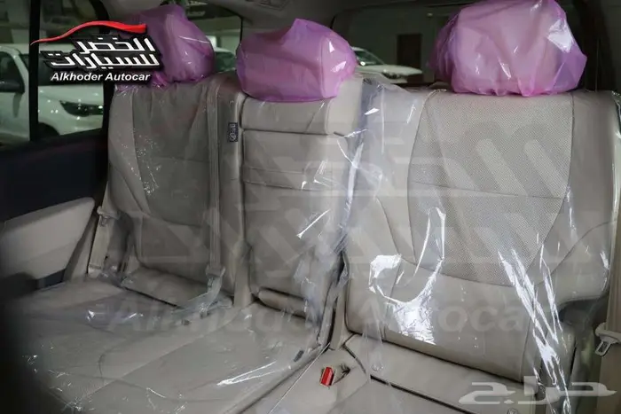 تويوتا لاندكروزر GXR L4 2025 لدى شركة عبدالمجيد الخضر 14