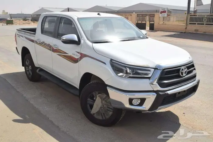 تويوتا هايلكس 2025 بنزين فل كامل بصمه و مفتاح اقل سعر 2