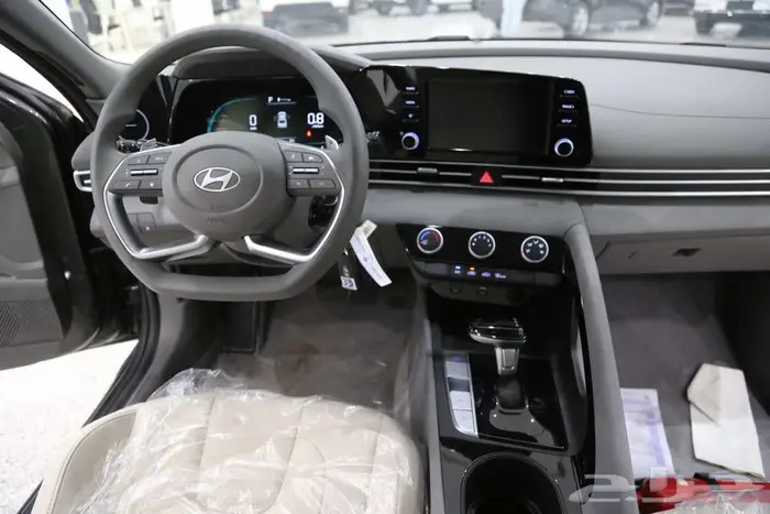 هيونداي إلنترا 2026 ب81650 بالضريبة مع تظليل مجانى 4