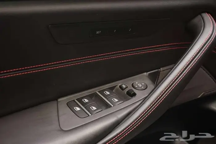 BMW M5 CS 2022 24