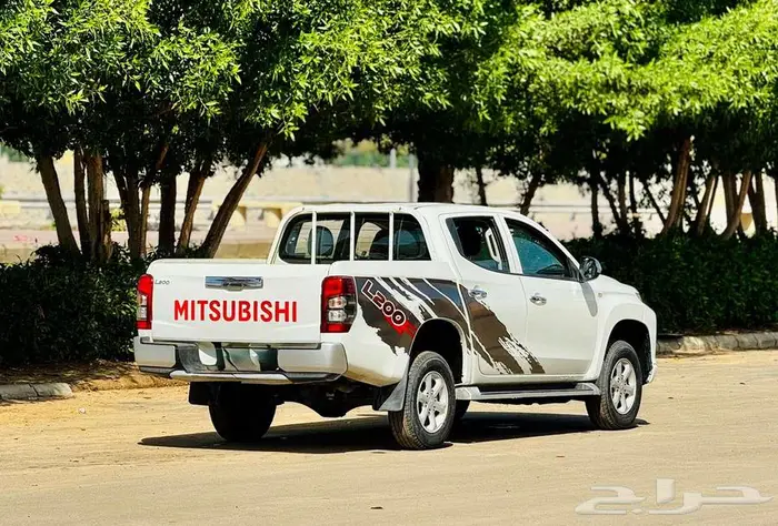 ميتسوبيشي L200 اتوماتيك دبل ديزل ب 62 الف بالضريبة 3