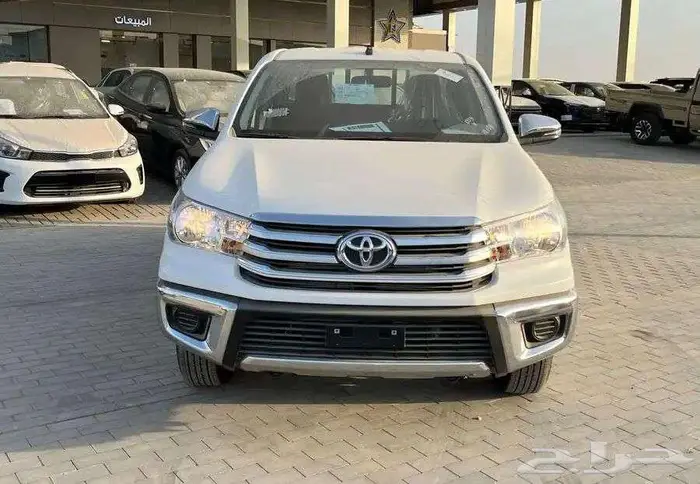 تويوتا هايلوكس غمارتين GL ديزل 2025 اصفار سعودي 2