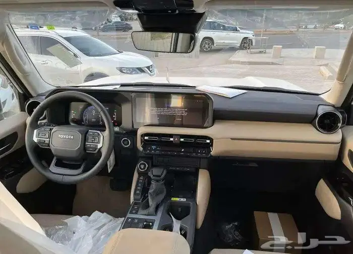 تويوتا برادو TXL3 بنزين 2025 6