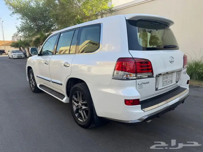 لكزس LX570 موديل 2009 م عداد 263 الف كلم 7