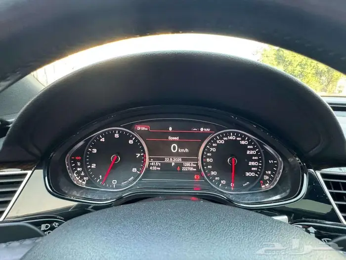 Audi A8 2012 V8 N A 8