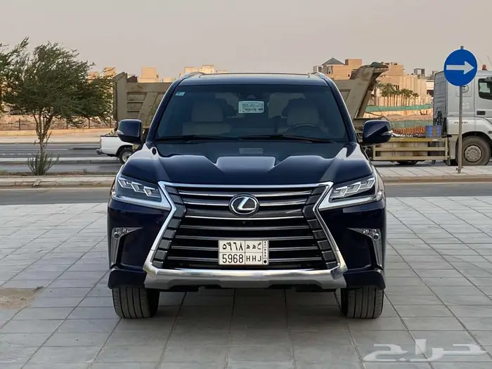 لكزس LX570 فل كامل 2016 1