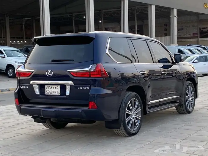 لكزس LX570 فل كامل 2016 8