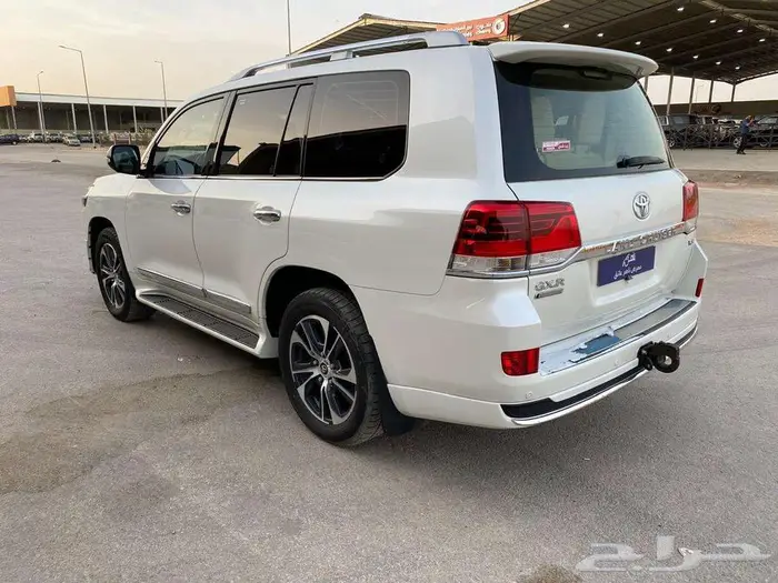 GXR تورنق V8 2020 سعودي نظيف 5