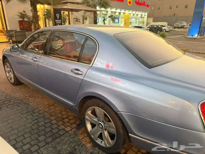 بنتلي موديل 2010 1