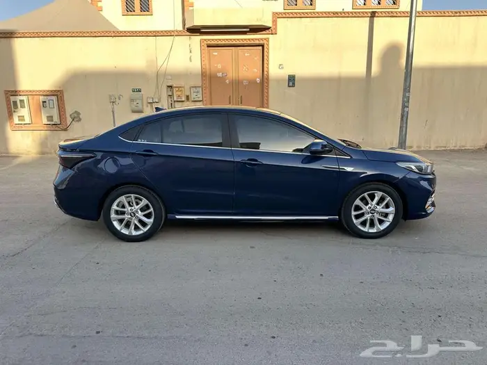 2023 Cherry Arrizo6 Pro 1.5 T half full options (2nd owner) 5