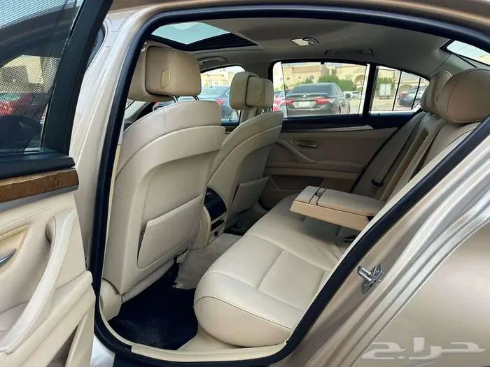 2011 BMW 523i mid option w sunroof for sale Accident Free 10