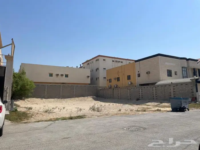 للبيع أرض في المنار بالدمام مساحة 720 0
