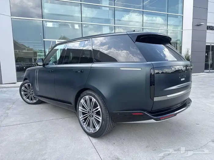 Range Rover Vouge SE 2025 1