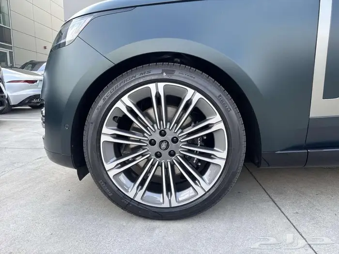 Range Rover Vouge SE 2025 3