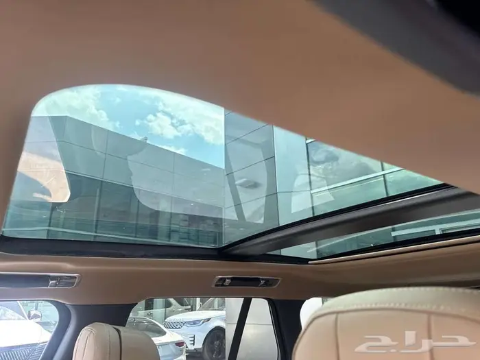 Range Rover Vouge SE 2025 11