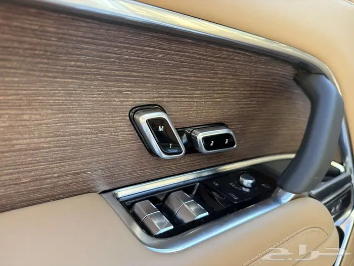 Range Rover Vouge SE 2025 10