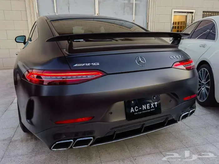 Mercedes GT 63s فل كاربون فايبر متميز كالجديد 8