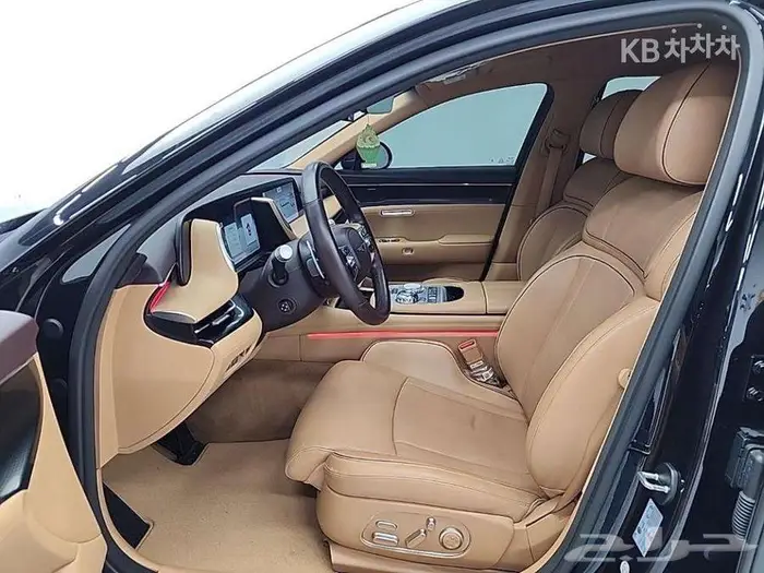 جنيسس G90 2022 فل كامل 6 سلندر 9
