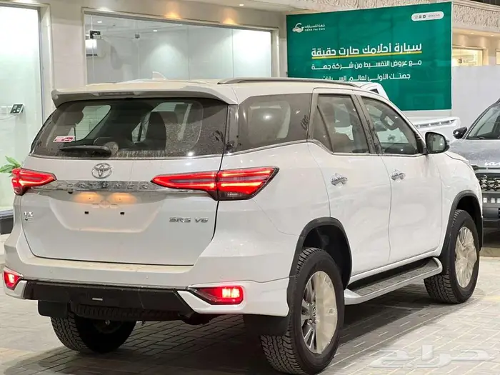 فورشنر بنزين 6سرندل VX1 2025 ويتوفر VX3 . 8