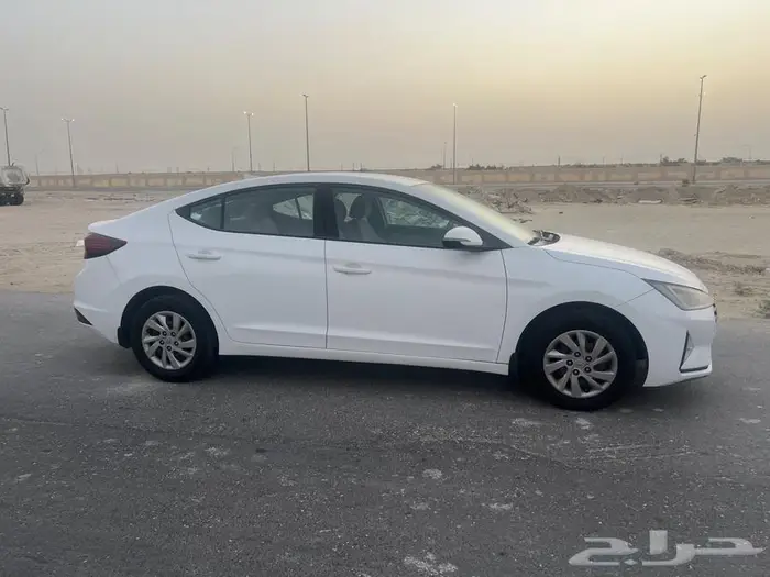 2020 هيونداي النترا 8