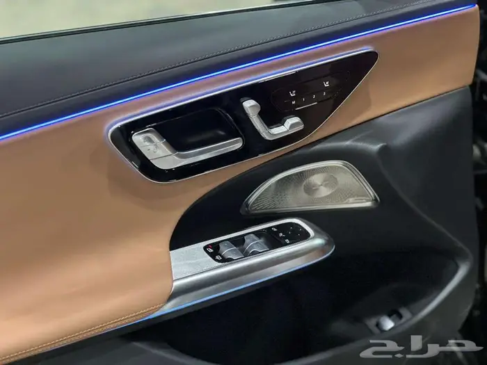 مرسيدس- E300 AMG - 2025 - 3 شاشات (كاش - بنوك ) 10