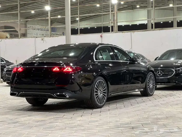 مرسيدس- E300 AMG - 2025 - 3 شاشات (كاش - بنوك ) 23
