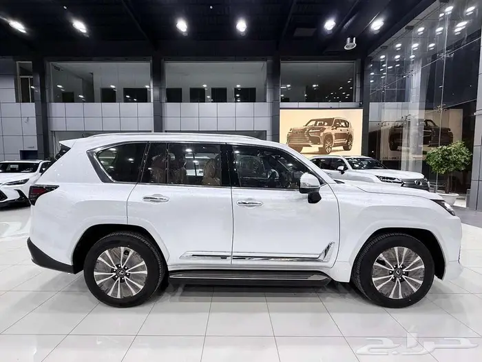 لكزس ( LX 700 BH ) هايبرد موديل 2025 أقل الأسعار 5