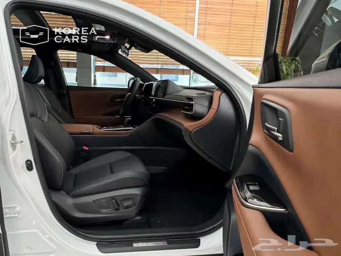 تويوتا كراون 2025 هايبرد فل كامل جملي أسود TOYOTA CROWN 2025 7
