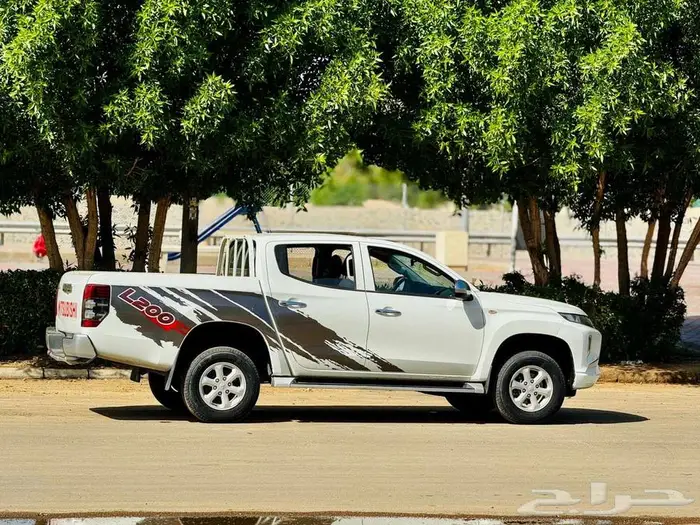 ميتسوبيشي L200 اتوماتيك دبل ديزل ب 62 الف بالضريبة 6