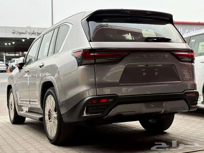 لكزس LXBB 2025 سعودي دفعتين بدون هامش ربح 3