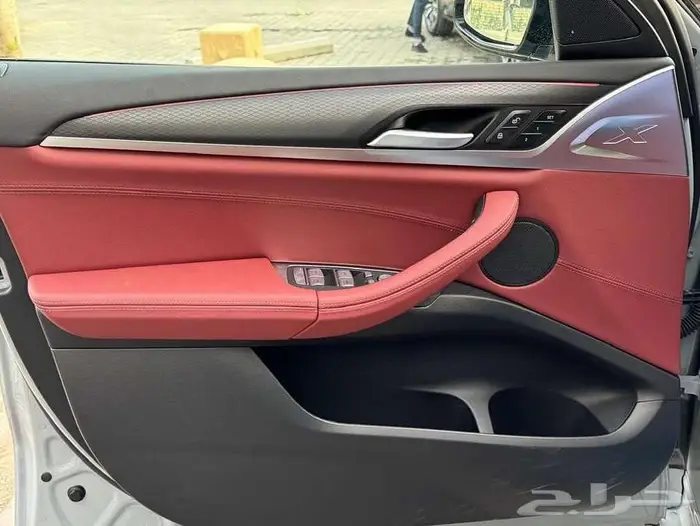 بي ام دبليو X4-2025 ام كت جديد 5