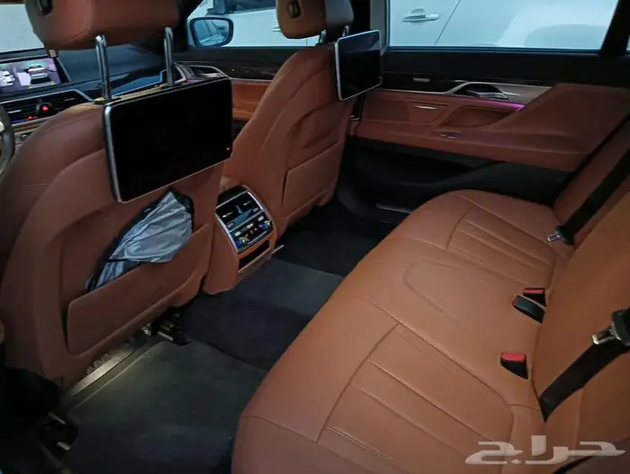 بي ام دبليو 740 LI موديل 2019 3