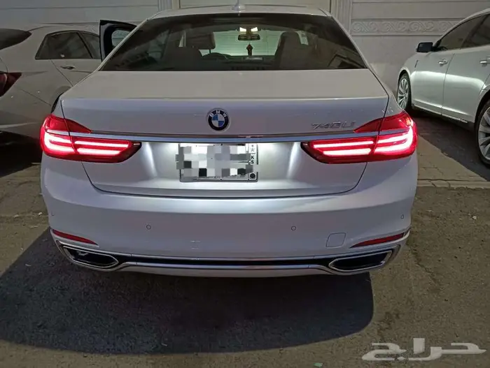 بي ام دبليو 740 LI موديل 2019 12