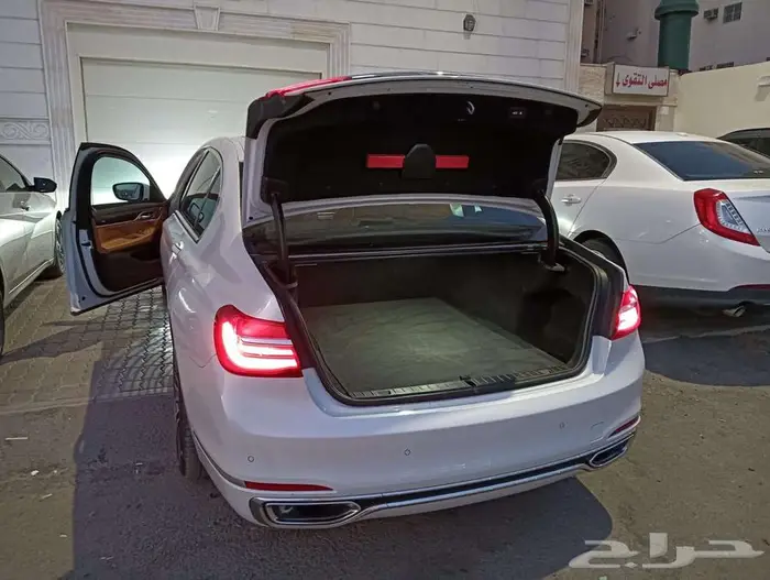 بي ام دبليو 740 LI موديل 2019 11