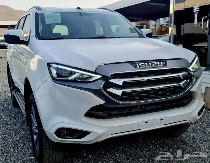 ايسوزو ام يو اكس 2024  2025   2026 3