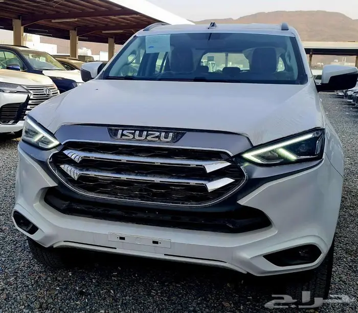 ايسوزو ام يو اكس 2024  2025   2026 2