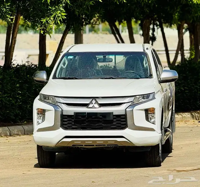 ميتسوبيشي L200 اتوماتيك دبل ديزل ب 62 الف بالضريبة 0