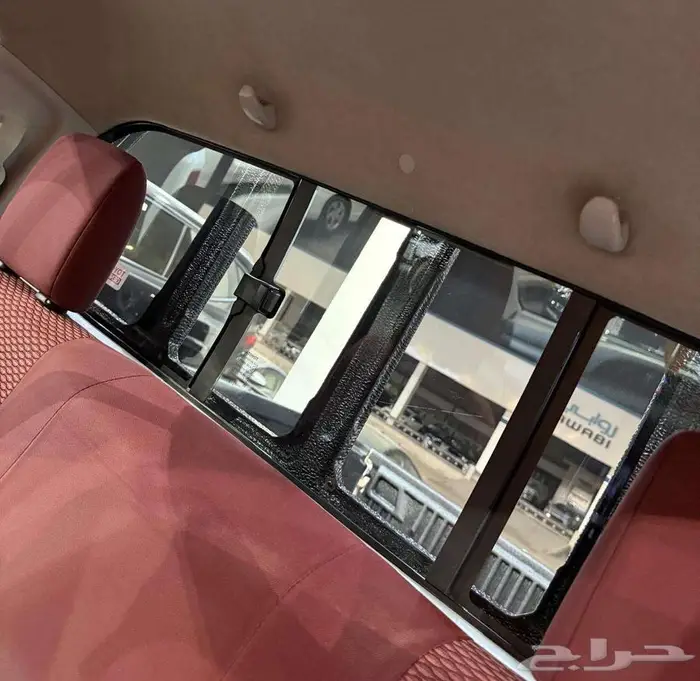 للبيع تويوتا هايلكس 2021 GLX بنزين قير اتوماتيك 40