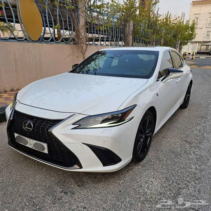 لكزس ES 350 اف سبورت 2023 وكالة 0