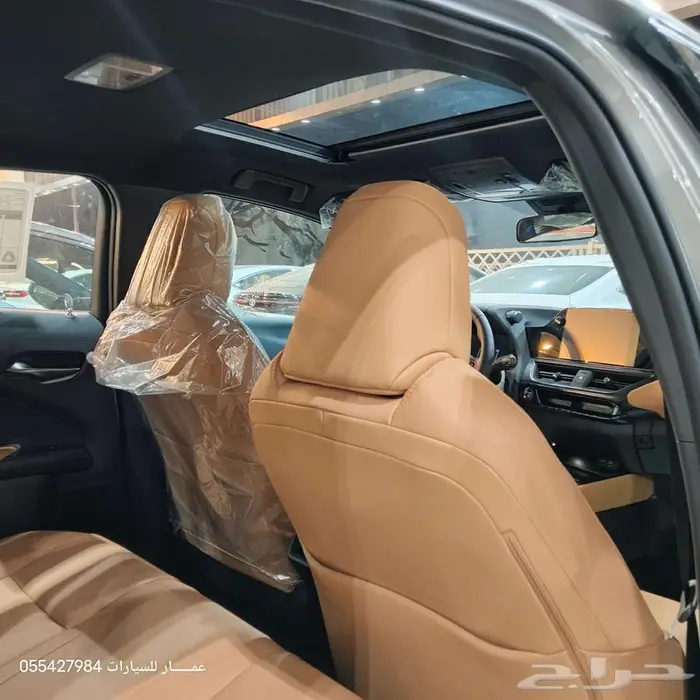 لكزز UX300.AH هايبرد 2025 14