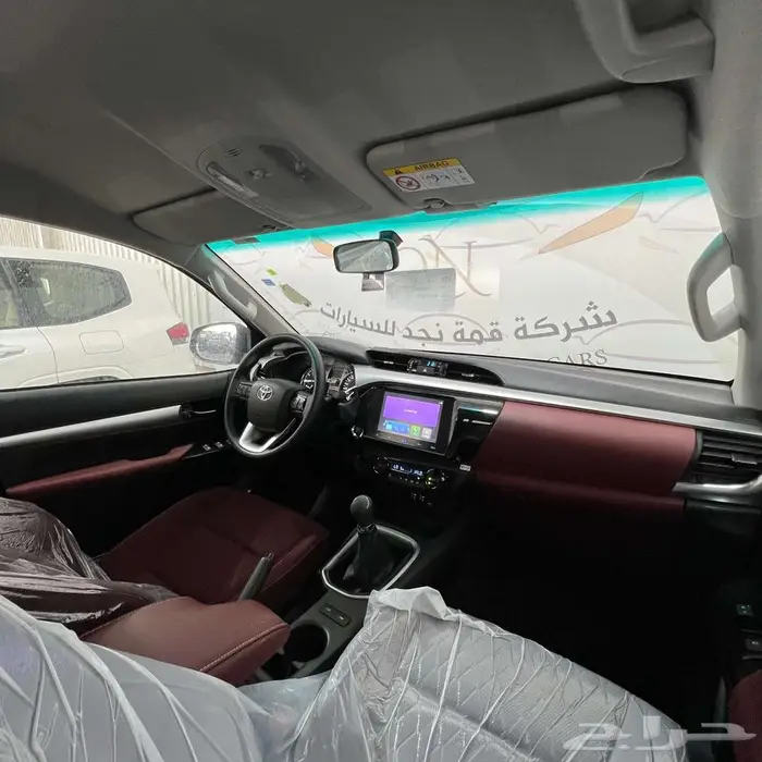 هايلوكس SGLX غمارتين فل كامل دبل بنزين قير عادي وتماتيك 2025 7