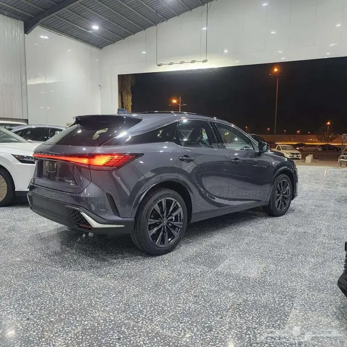 لكزس RX 350 F_SPORT موديل 2025 السعر 290.000 2