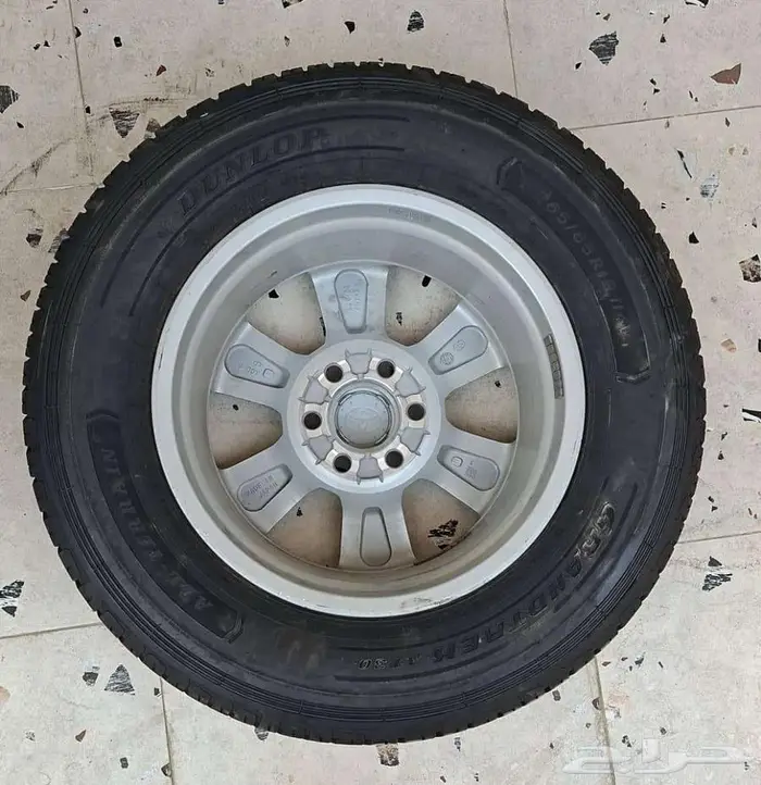 جنوط وكفرات جديده لسيارة لاندكروزر 2023 1