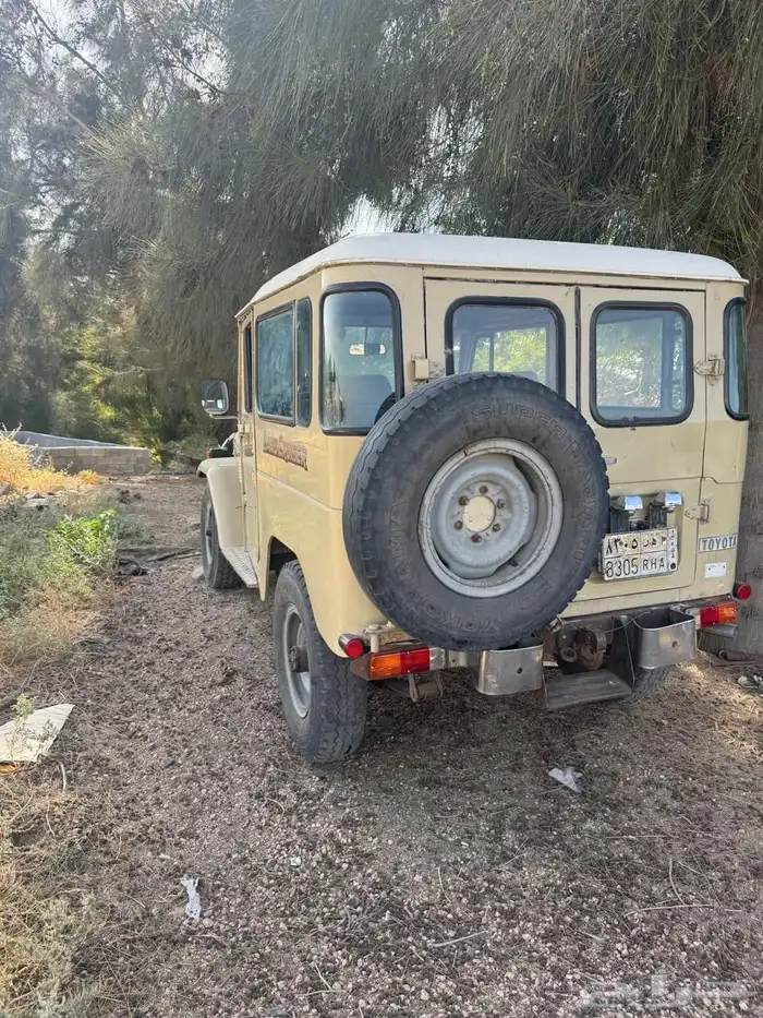 جيب مقفص ربع عشه 83 4