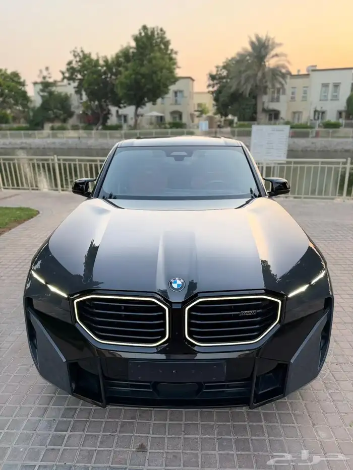 بي ام دبليو XM موديل 2023 خليجي موجودة بدبي 1