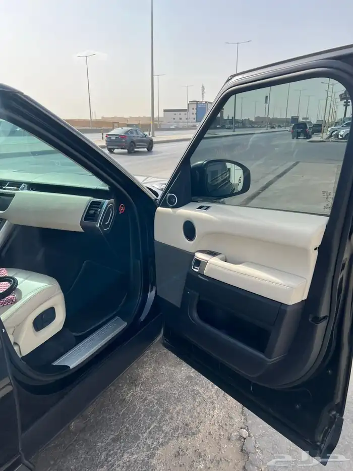 رنج روفر سبورت مرهم 2022 ممشى قليل نظيف 9