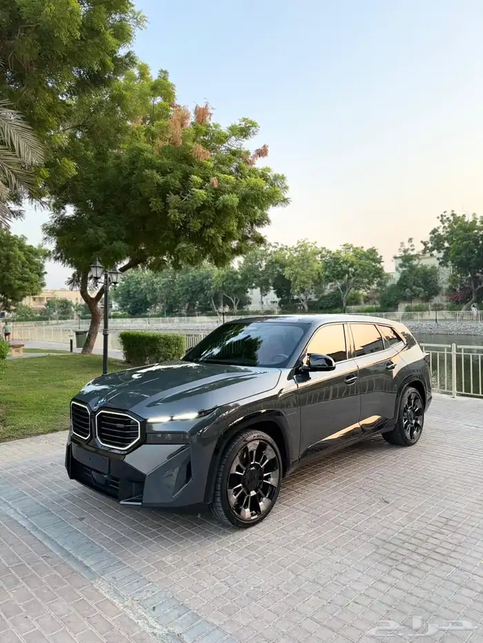 بي ام دبليو XM موديل 2023 خليجي موجودة بدبي 2