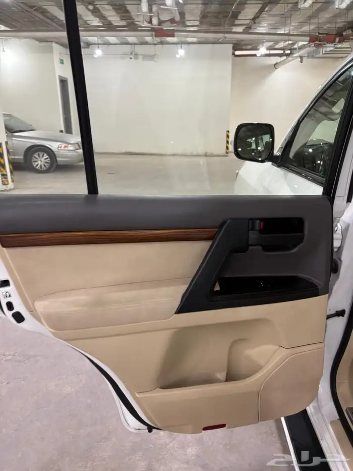 صالون 2016 فل كامل V8 شررط سعوودي 20